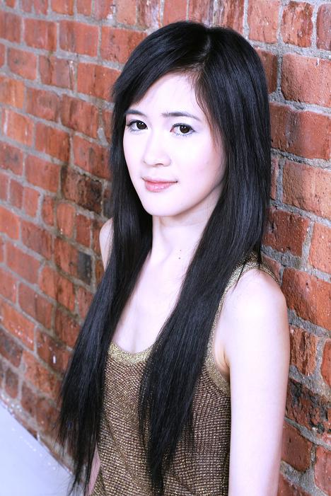 Female model photo shoot of Terri Keng