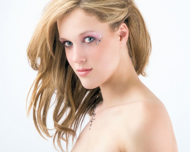 Female model photo shoot of Lisa Marie Hoffmann in Rogers, MN, makeup by Style Retaliation