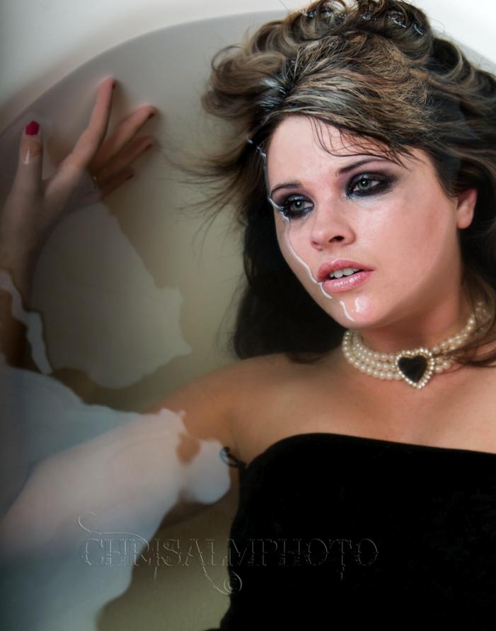 Female model photo shoot of Tauna Ruth