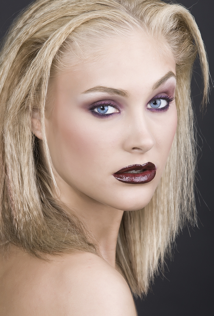 Female model photo shoot of Lindsey Danielle by Barry Druxman, makeup by Querelle