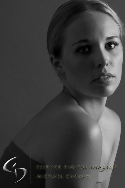 Female model photo shoot of Melissa Dozier