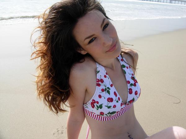 Female model photo shoot of Marlee M in Venice Beach