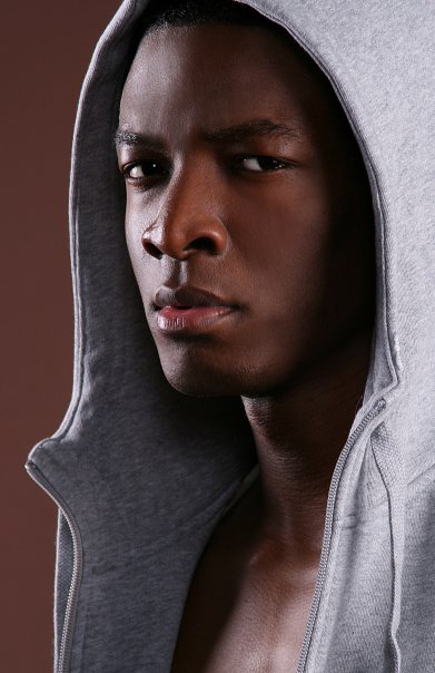 Male model photo shoot of Darrin Bones by Murray!