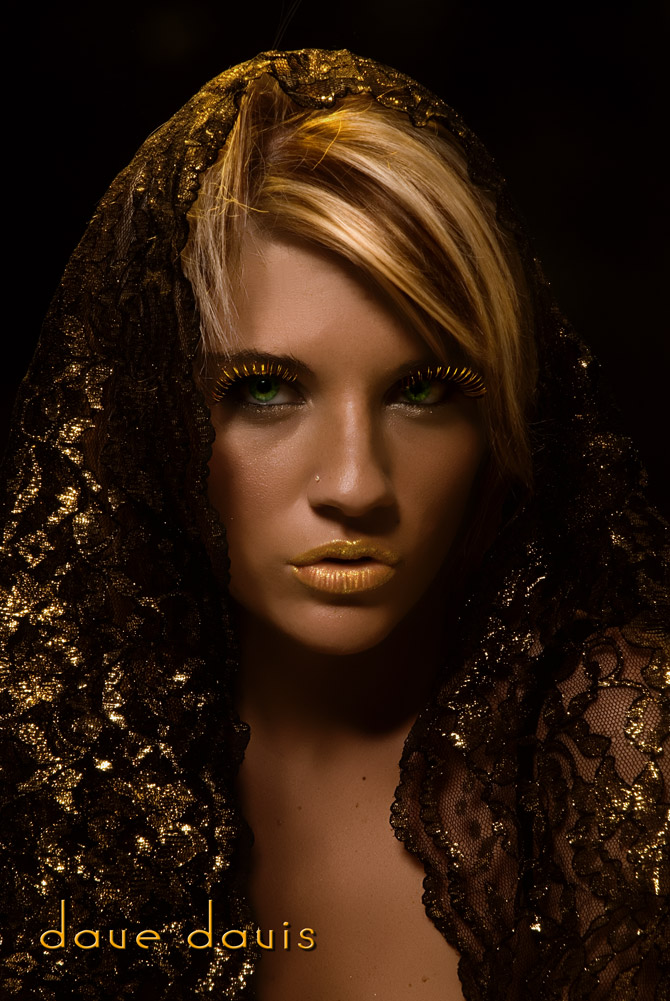 Female model photo shoot of Aleccia by DaveDavis
