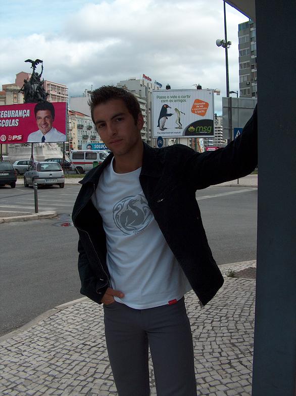 Male model photo shoot of Bruno Dias in Portugal