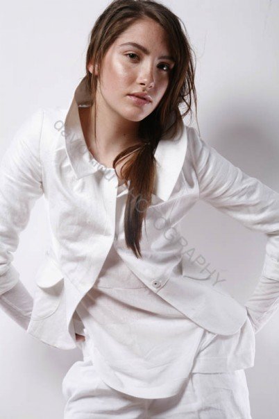 Female model photo shoot of Danielle Ruth
