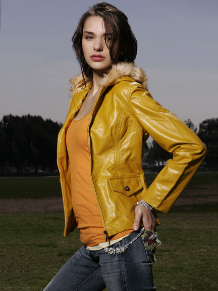 Female model photo shoot of jae feinberg in Venice