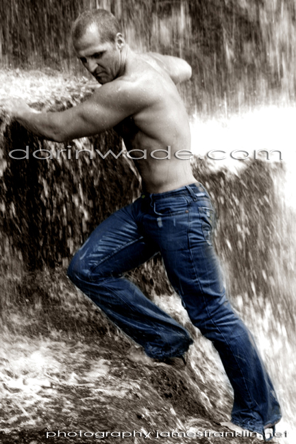 Male model photo shoot of Darin Wade by James Franklin