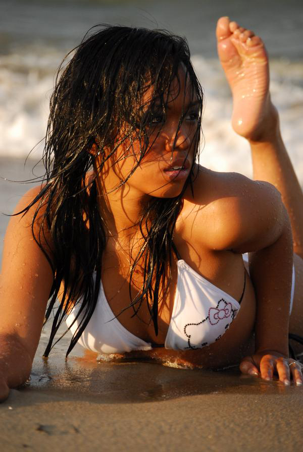 Female model photo shoot of Kitty Hu by Orlando Ingram in VA Beach, VA