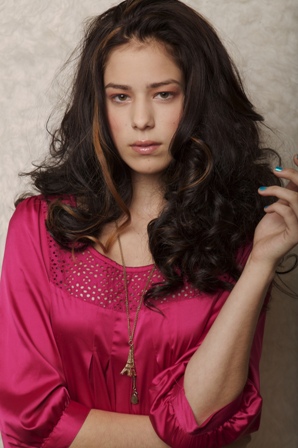 Female model photo shoot of TONIA LASAPONARA