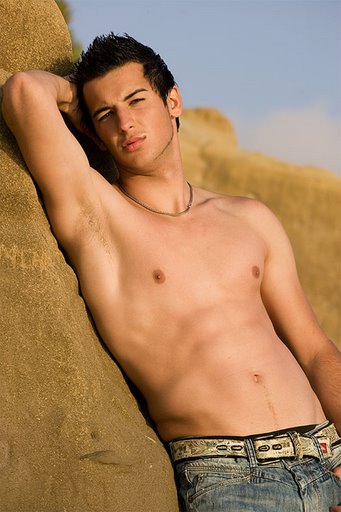 Male model photo shoot of Hendrik Ossenkop in La Jolla