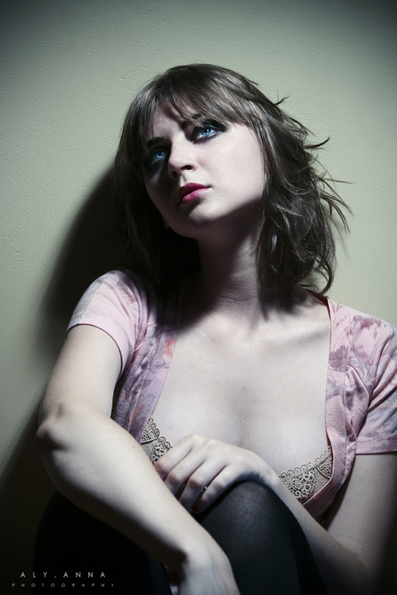 Female model photo shoot of Mariya C