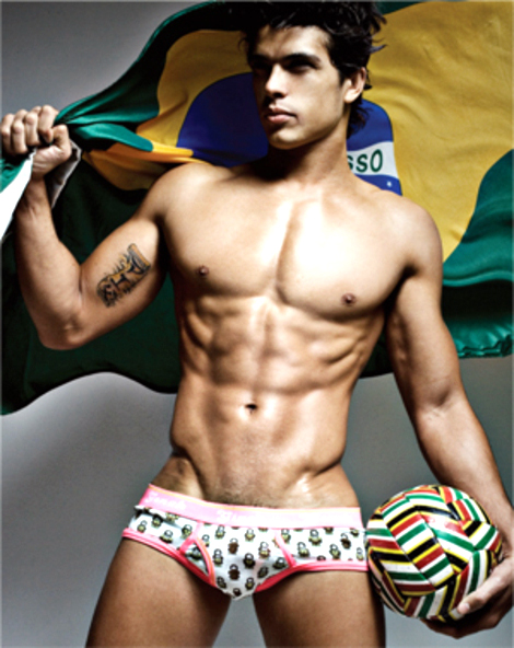 Male model photo shoot of Edilson Azevedo