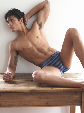 Male model photo shoot of Edilson Azevedo