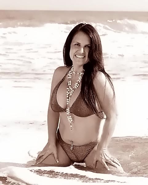 Female model photo shoot of Lissa Rochelle in Cocoa Beach