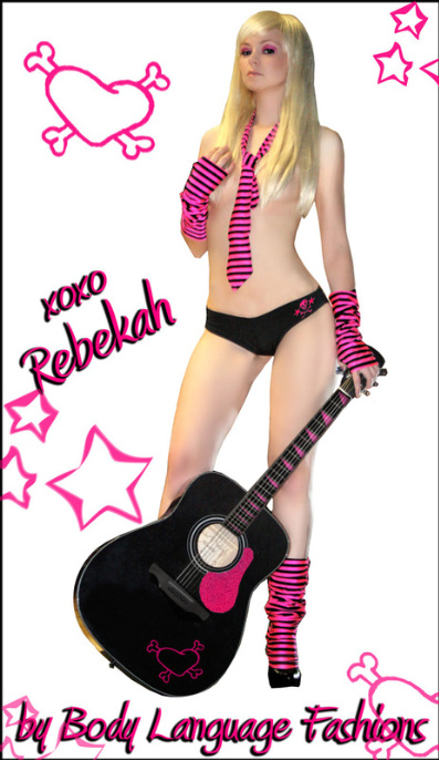 Female model photo shoot of Rebekah Sternberg