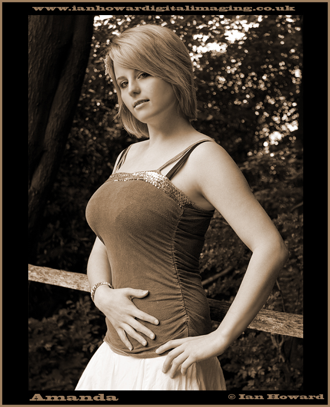 Female model photo shoot of x Amanda Jayne x in keston park