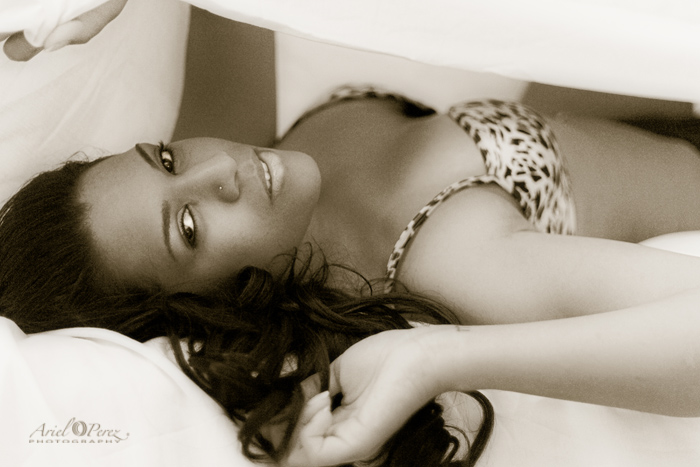Female model photo shoot of ~*Isabel Aurora*~ by ArielFoto