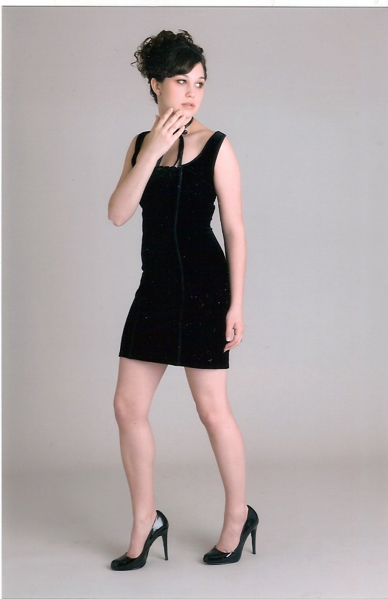 Female model photo shoot of Draga De Sade in Red Bank