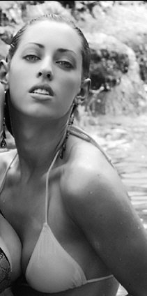 Female model photo shoot of Brittany Tarver