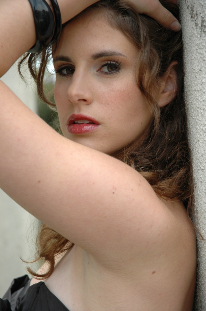 Female model photo shoot of Danie Lasseigne