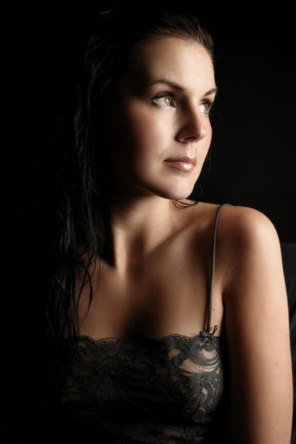 Female model photo shoot of Jane Js 08