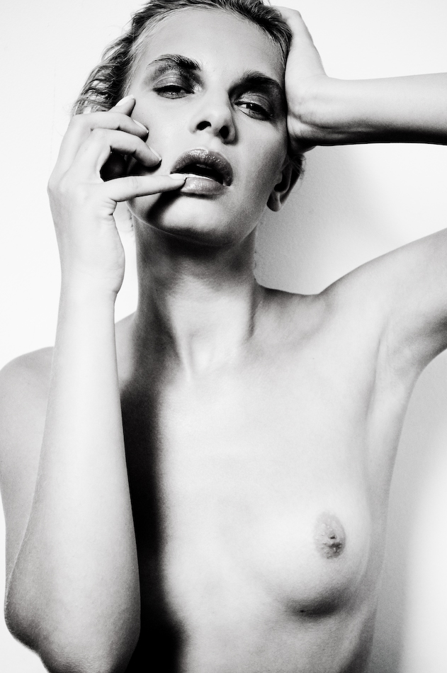 Female model photo shoot of C H I Z U K O by Simoa H Grendola, makeup by U-ki Nakamura