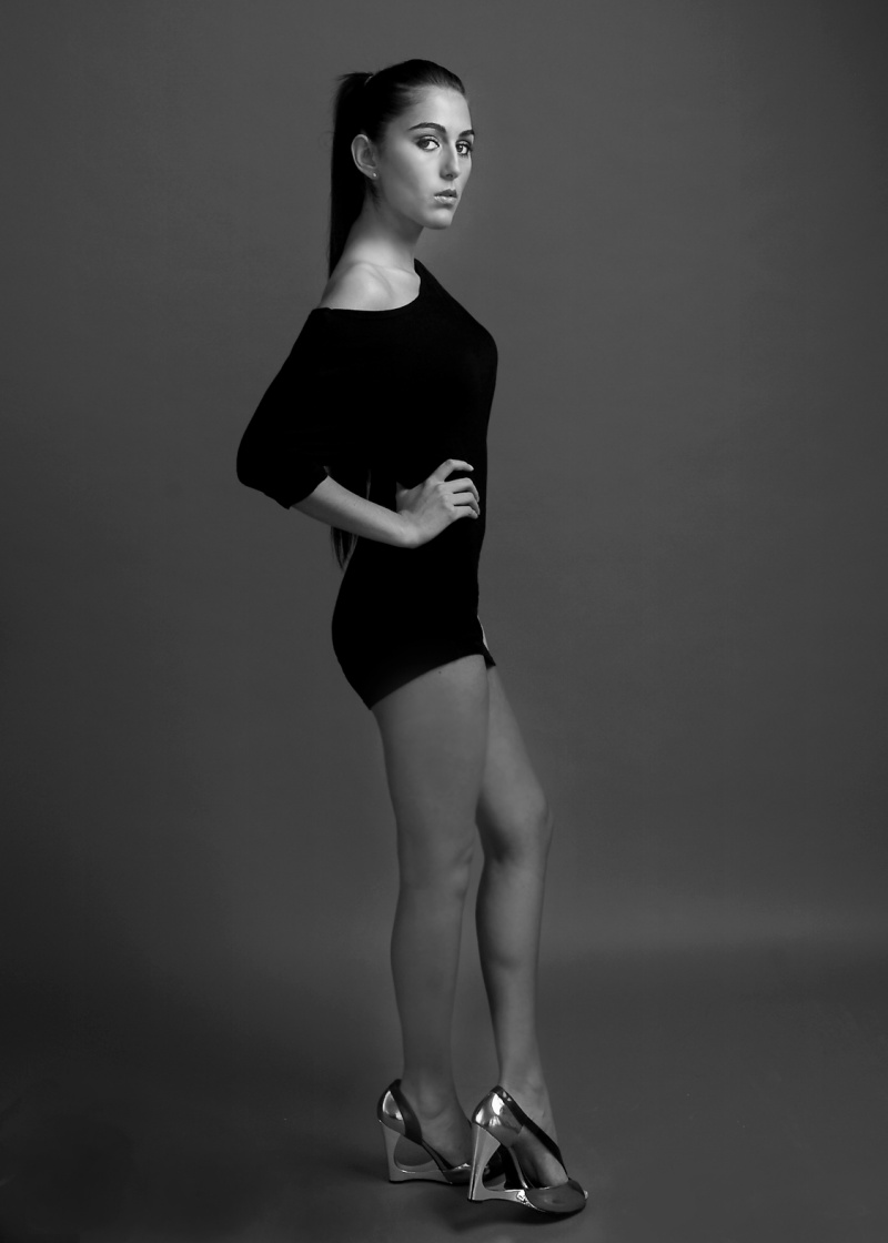 Female model photo shoot of Erika Cavazos