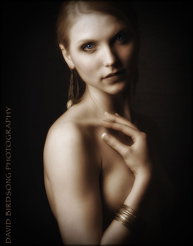 Female model photo shoot of Laura Porter by David Birdsong 