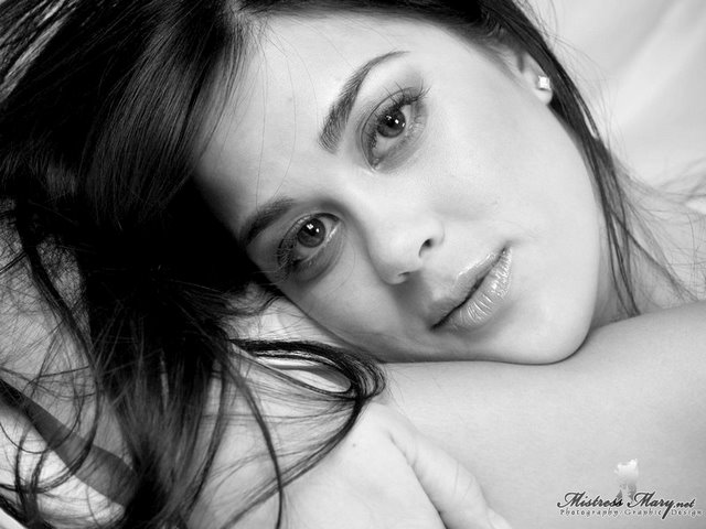 Female model photo shoot of Jocelyn Renee