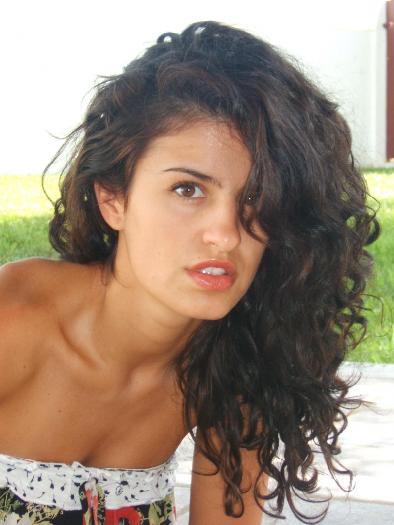 Female model photo shoot of Isabel Figueiredo