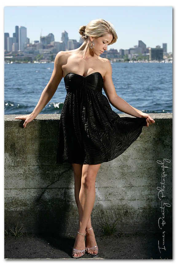 Female model photo shoot of Rachel Elizabeth Murray by Inner Beauty Photo