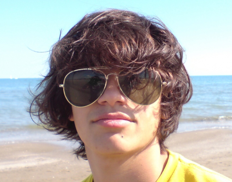 Male model photo shoot of Mike Braun in venice beach