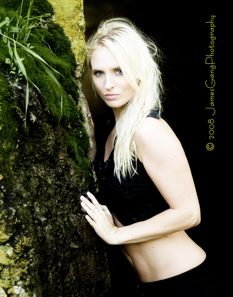 Female model photo shoot of Kirsten Byron