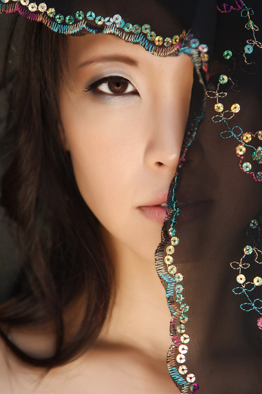 Female model photo shoot of Ting-Yi Shih by Lamanda Park Studios