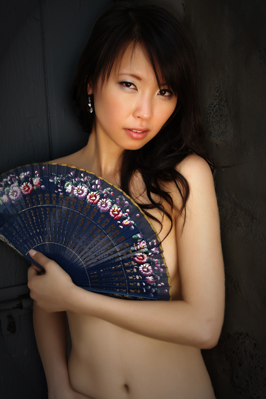 Female model photo shoot of Ting-Yi Shih by Lamanda Park Studios