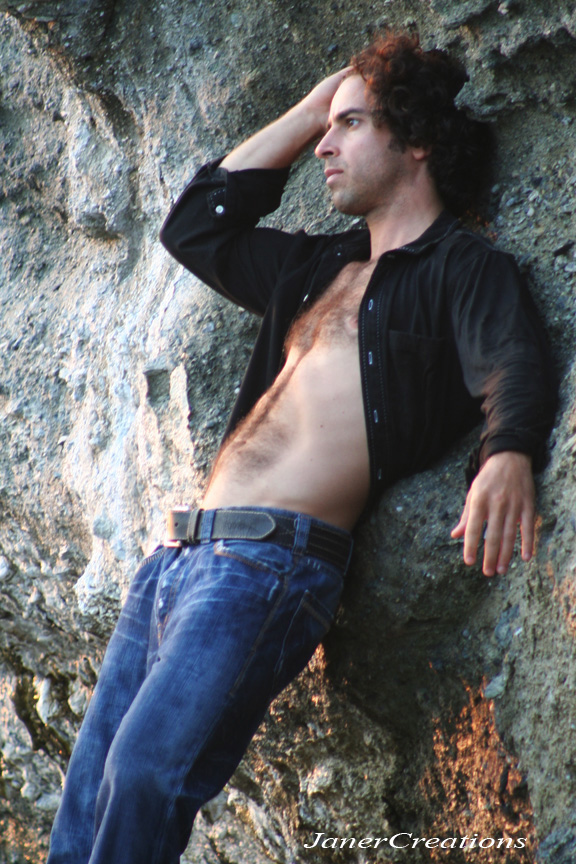 Male model photo shoot of E R by janercreations