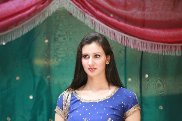 Female model photo shoot of Neha Multani