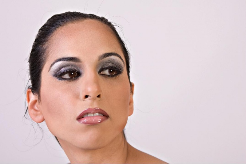 Female model photo shoot of Mehnaz Ghauri in Mississauga, ON 