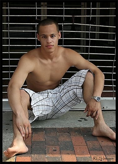 Male model photo shoot of dancom0990 by RLS Images