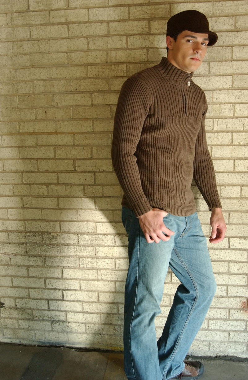 Male model photo shoot of Ryan Kenosha