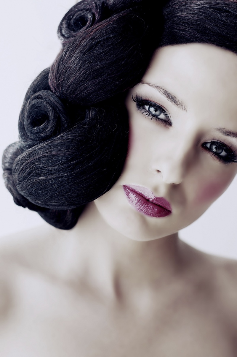 Female model photo shoot of Kylie Lilou by Sennur Hokelekli, makeup by Sano Wahyudi