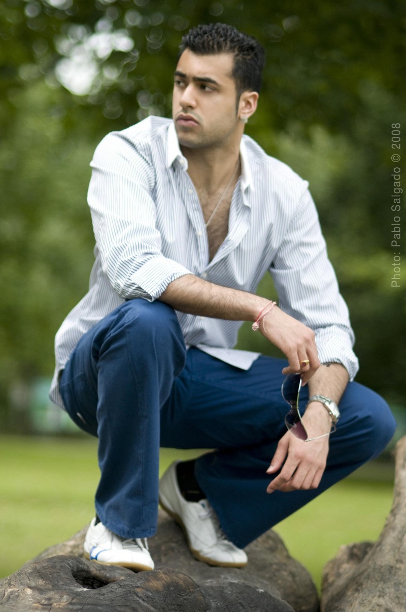 Male model photo shoot of Suri Unalkat