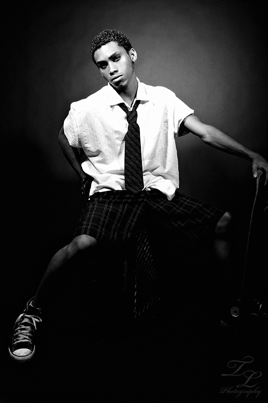 Male model photo shoot of Vince Bryan