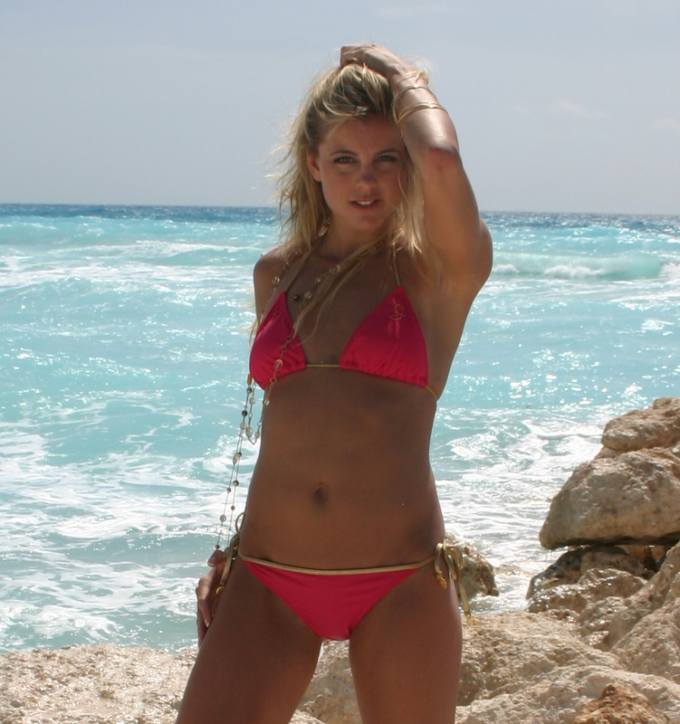 Female model photo shoot of Ashleigh Mae in Cancun
