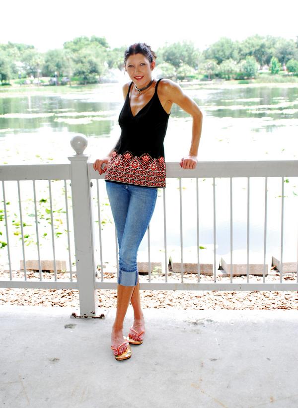 Female model photo shoot of Aundrea Marie in Lake Lilly Park, Maitland, FL