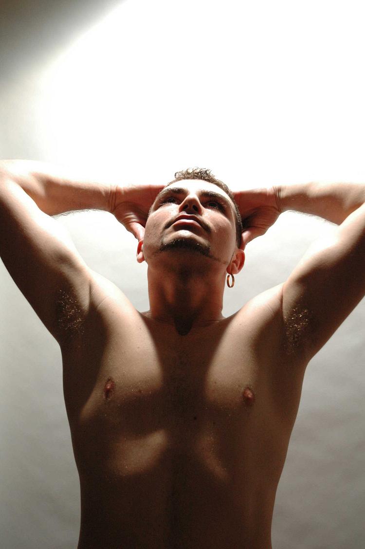 Male model photo shoot of Marcelo Santos