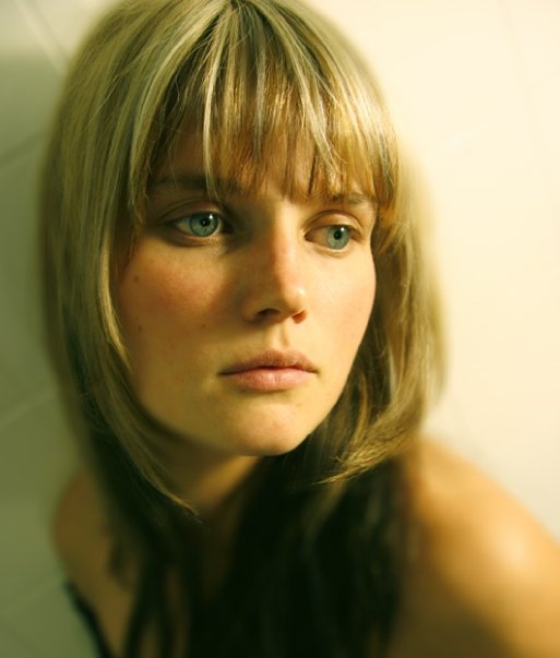 Female model photo shoot of Laura Ceke