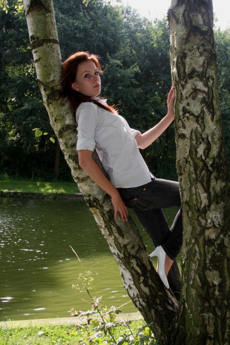 Female model photo shoot of Annickkk in Roger Janssens @ Antwerpen