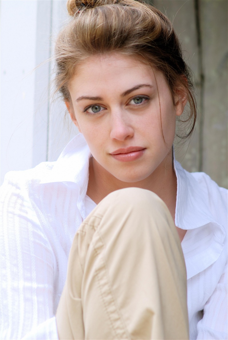 Female model photo shoot of Lauren_Marie in Boston
